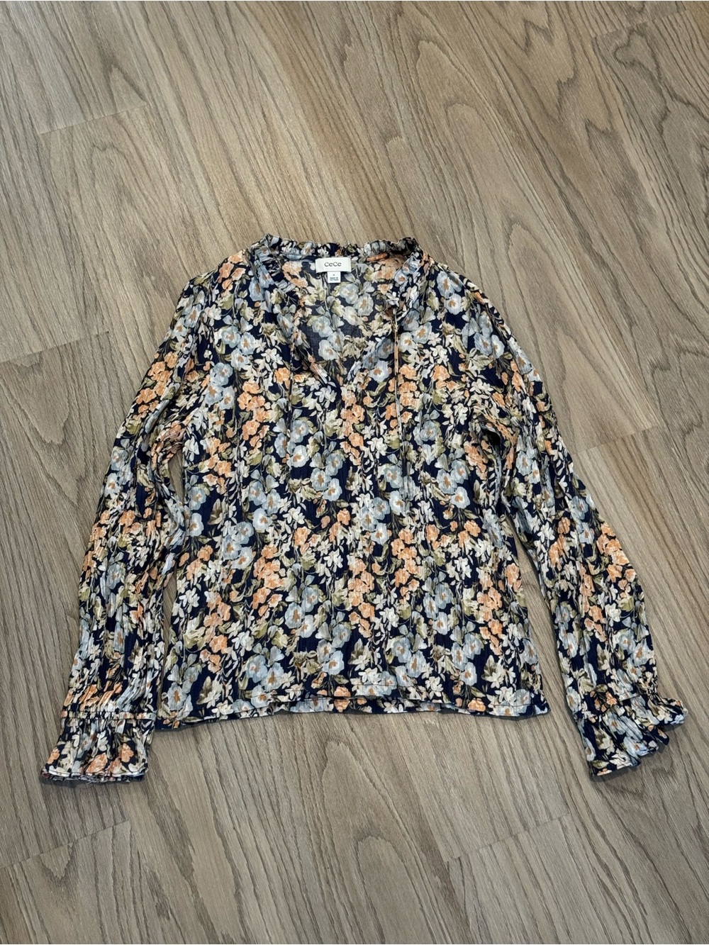 Cece Navy Floral V-Neck Long-Sleeve Top Bell Sleeve Ruffle Medium